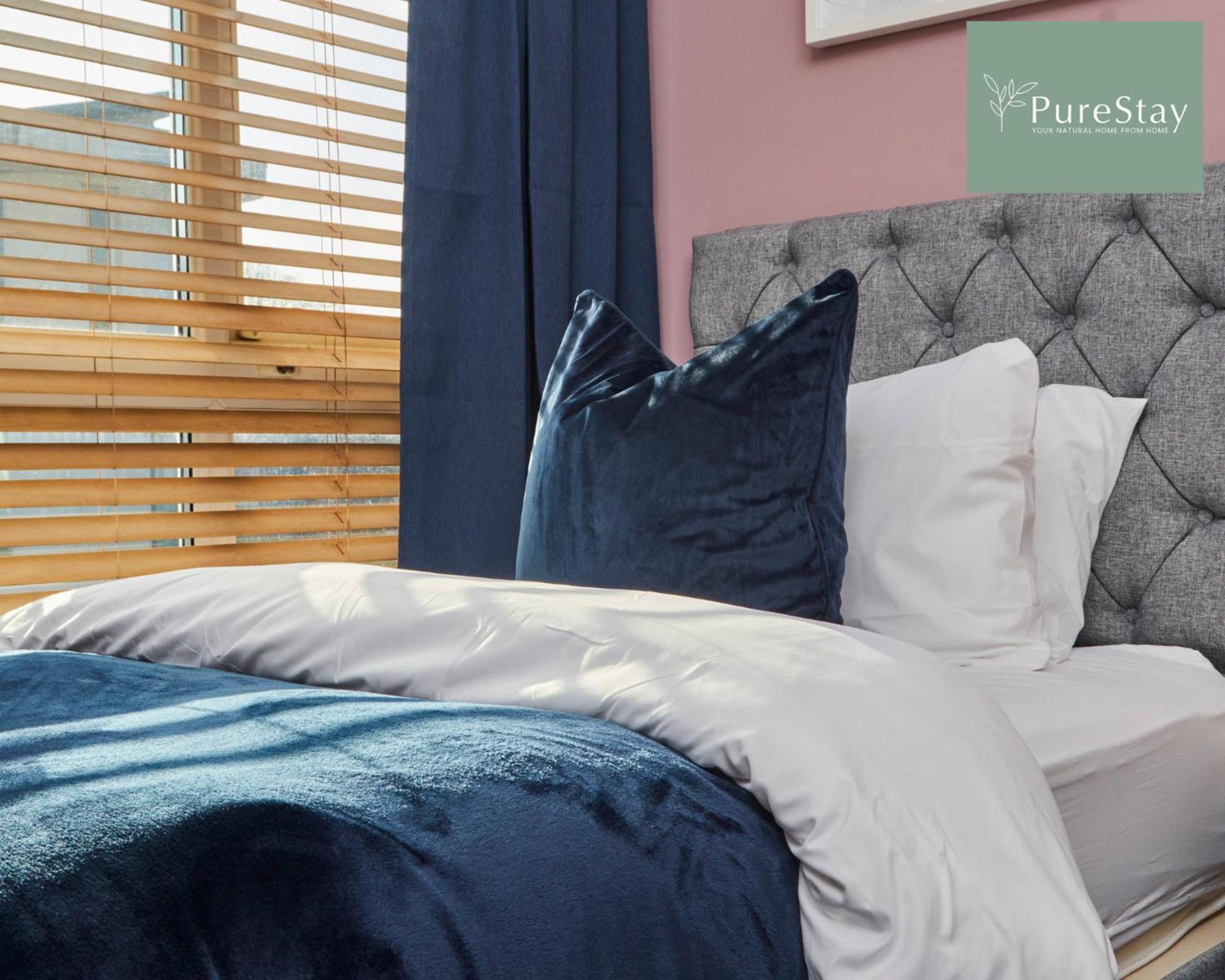 Superb House Manchester Near Etihad With Free Parking Sleeps 8 Exterior photo