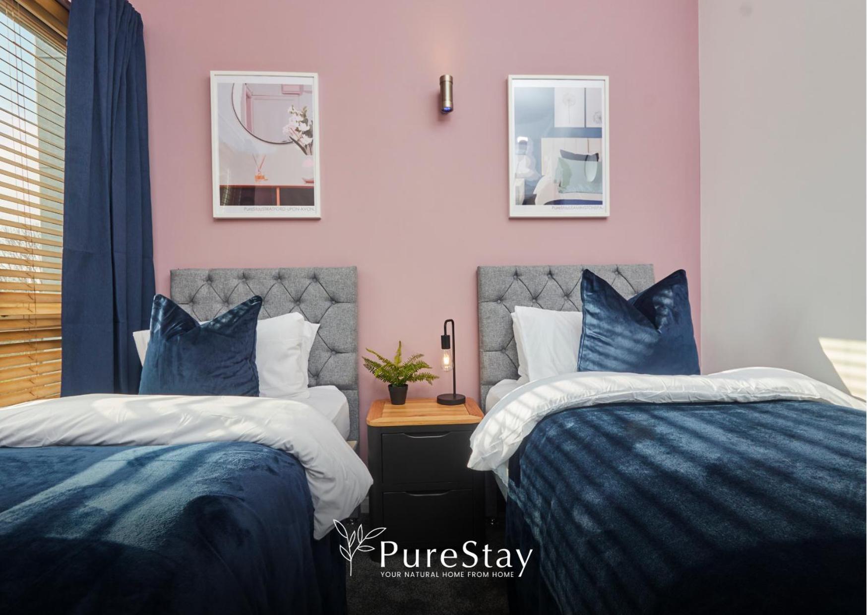 Superb House Manchester Near Etihad With Free Parking Sleeps 8 Exterior photo