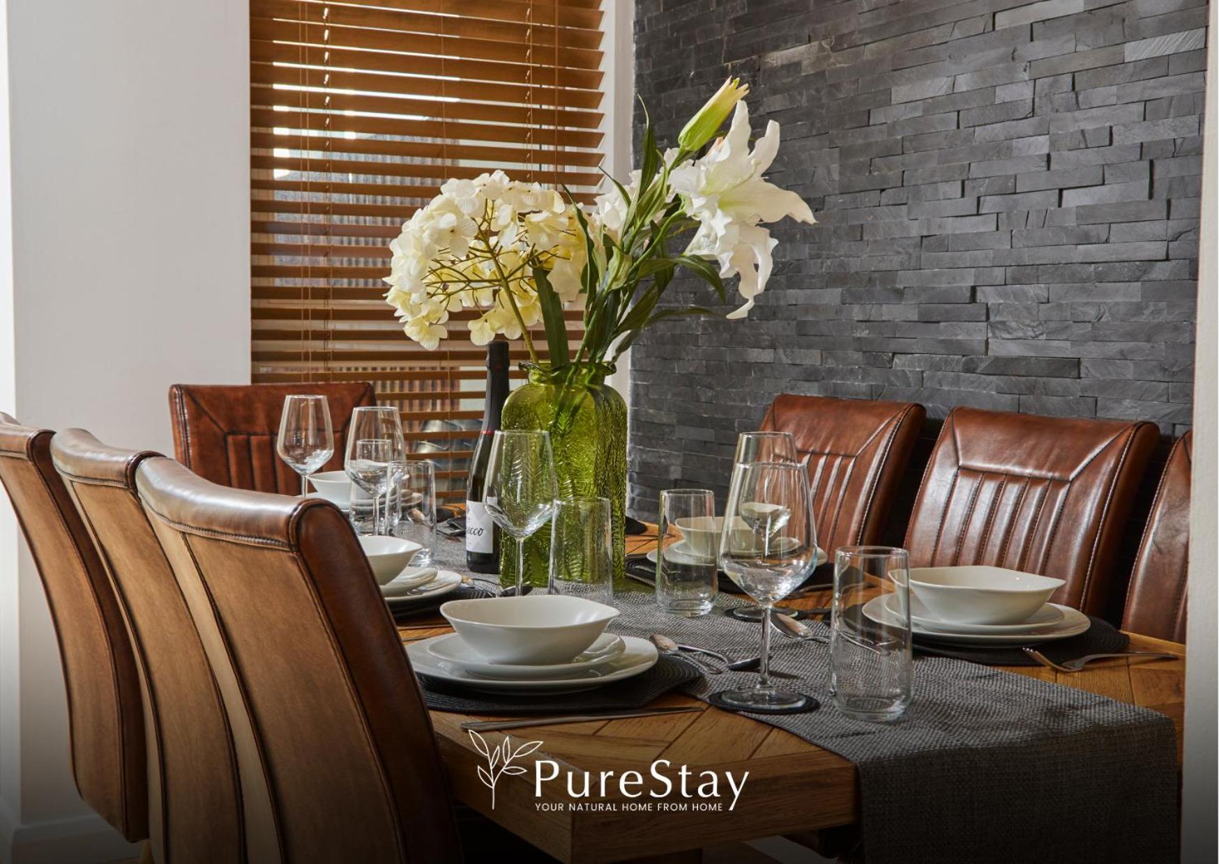 Superb House Manchester Near Etihad With Free Parking Sleeps 8 Exterior photo